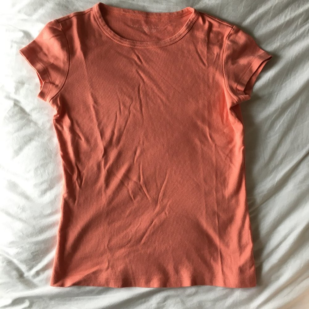Banana Republic classic cotton tee